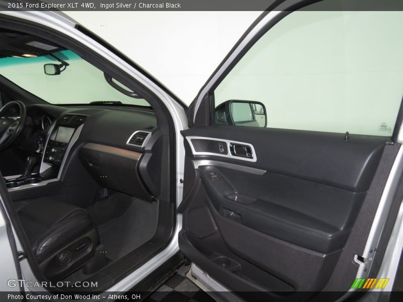 Ingot Silver / Charcoal Black 2015 Ford Explorer XLT 4WD