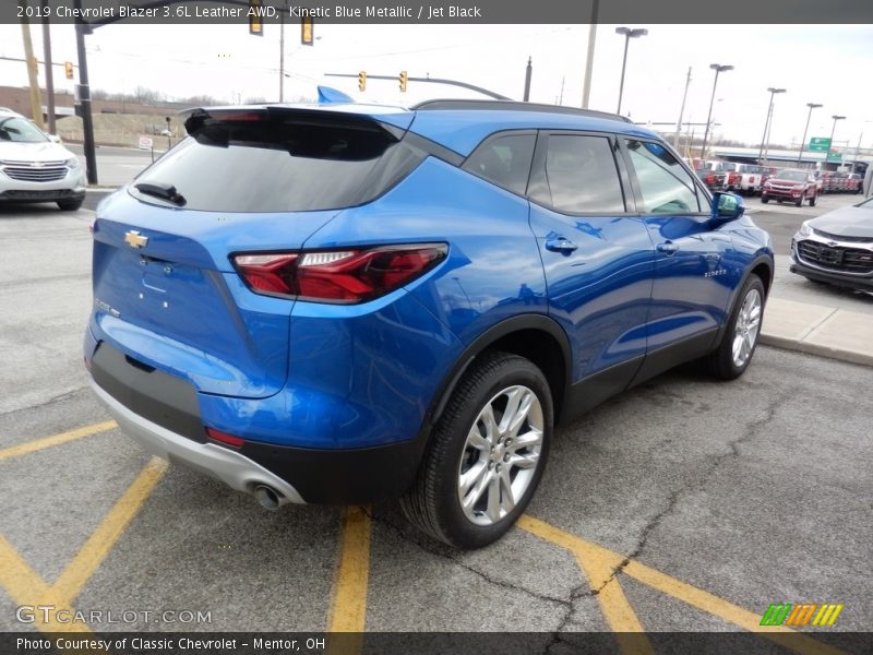 Kinetic Blue Metallic / Jet Black 2019 Chevrolet Blazer 3.6L Leather AWD