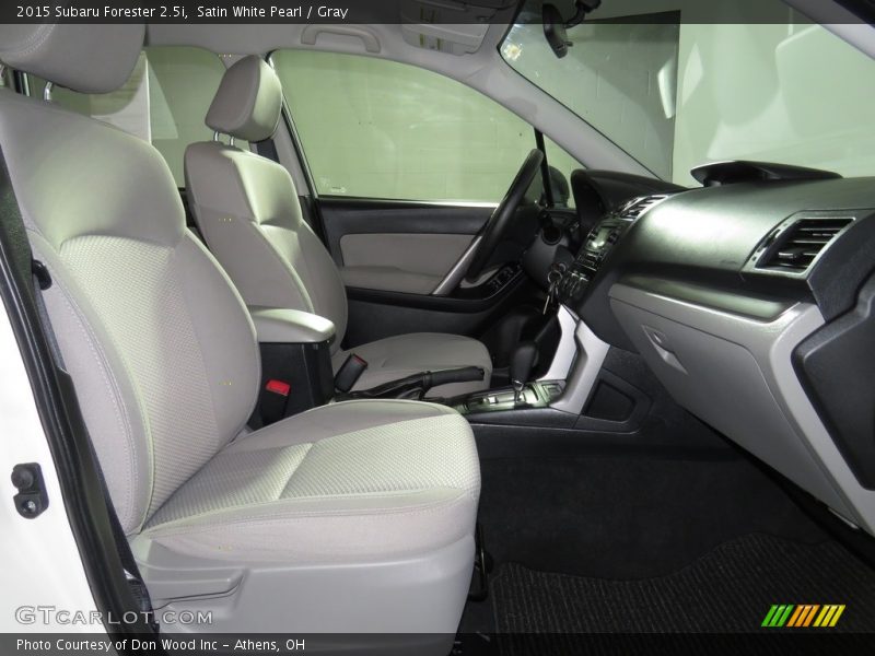 Satin White Pearl / Gray 2015 Subaru Forester 2.5i