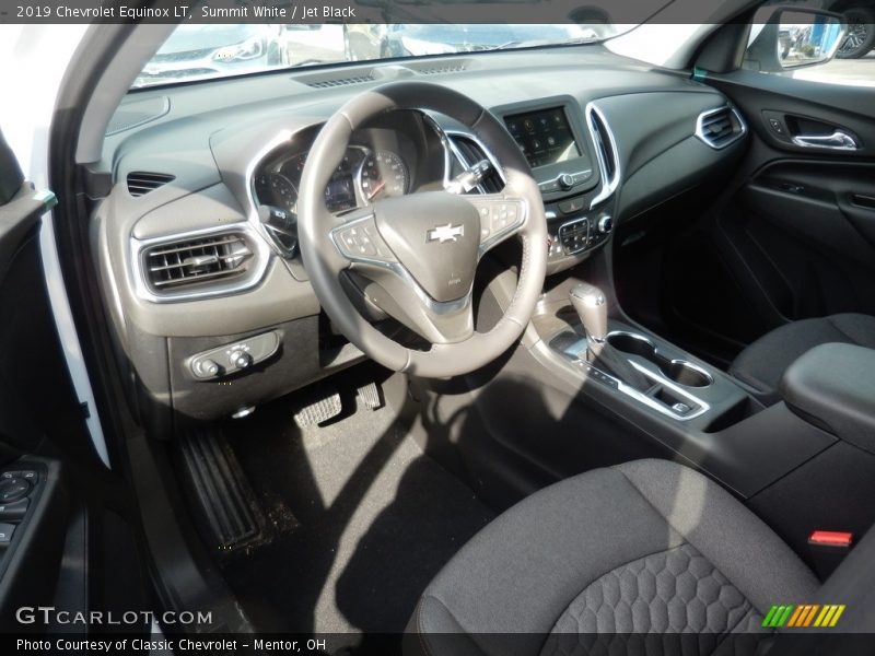 Summit White / Jet Black 2019 Chevrolet Equinox LT