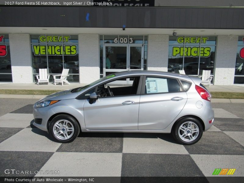 Ingot Silver / Charcoal Black 2017 Ford Fiesta SE Hatchback