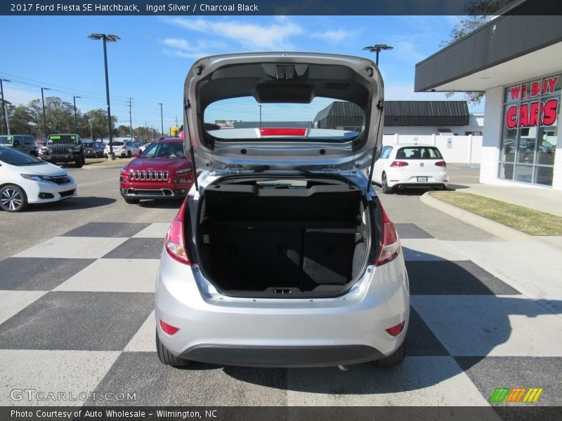 Ingot Silver / Charcoal Black 2017 Ford Fiesta SE Hatchback