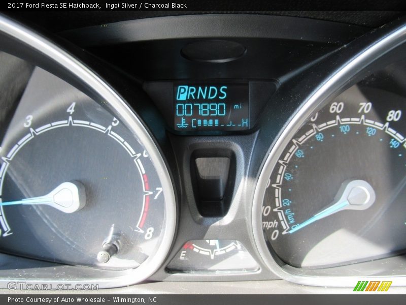 Ingot Silver / Charcoal Black 2017 Ford Fiesta SE Hatchback