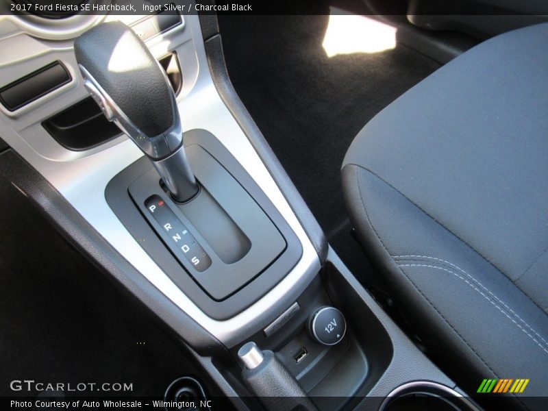 Ingot Silver / Charcoal Black 2017 Ford Fiesta SE Hatchback