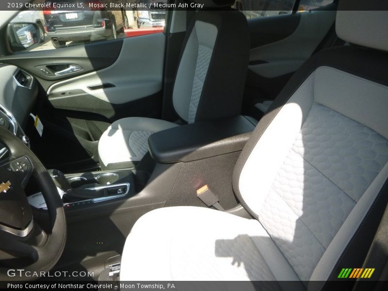 Mosaic Black Metallic / Medium Ash Gray 2019 Chevrolet Equinox LS