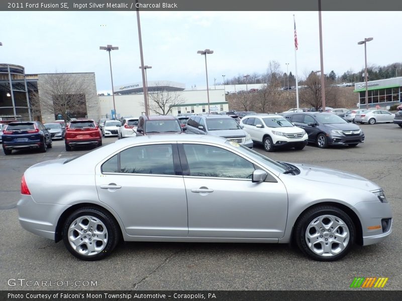 Ingot Silver Metallic / Charcoal Black 2011 Ford Fusion SE