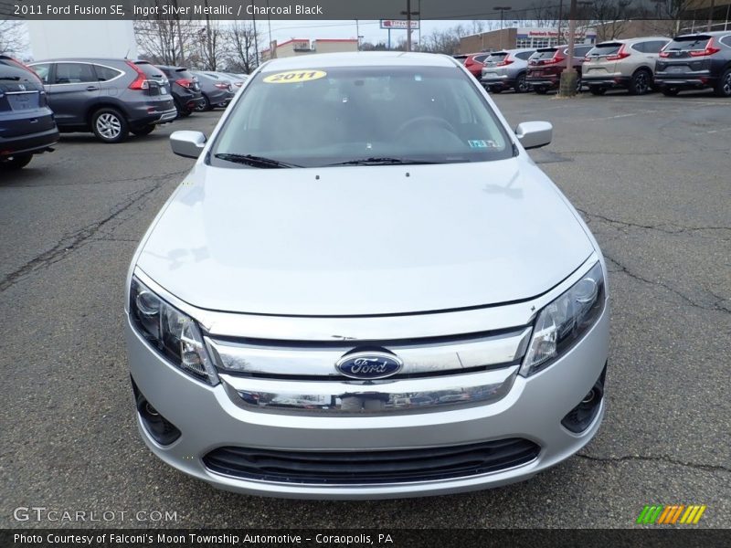 Ingot Silver Metallic / Charcoal Black 2011 Ford Fusion SE