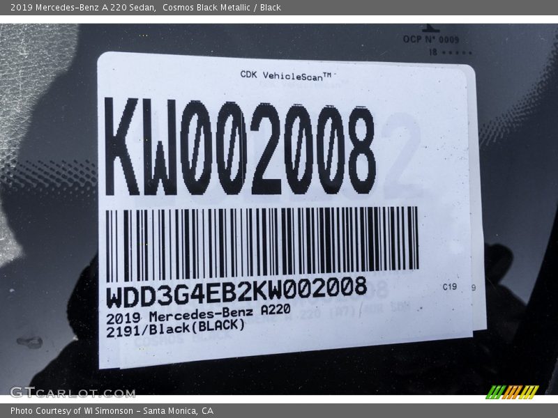 Cosmos Black Metallic / Black 2019 Mercedes-Benz A 220 Sedan