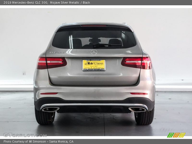 Mojave Silver Metallic / Black 2019 Mercedes-Benz GLC 300