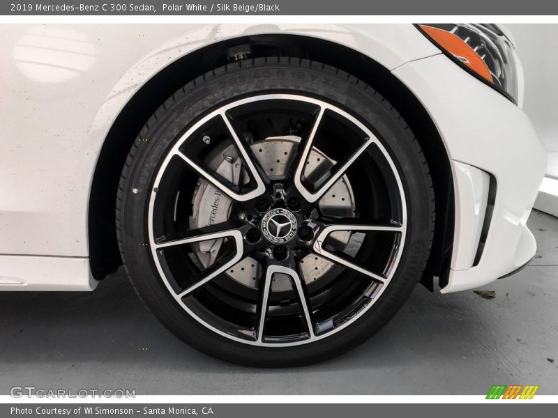 Polar White / Silk Beige/Black 2019 Mercedes-Benz C 300 Sedan