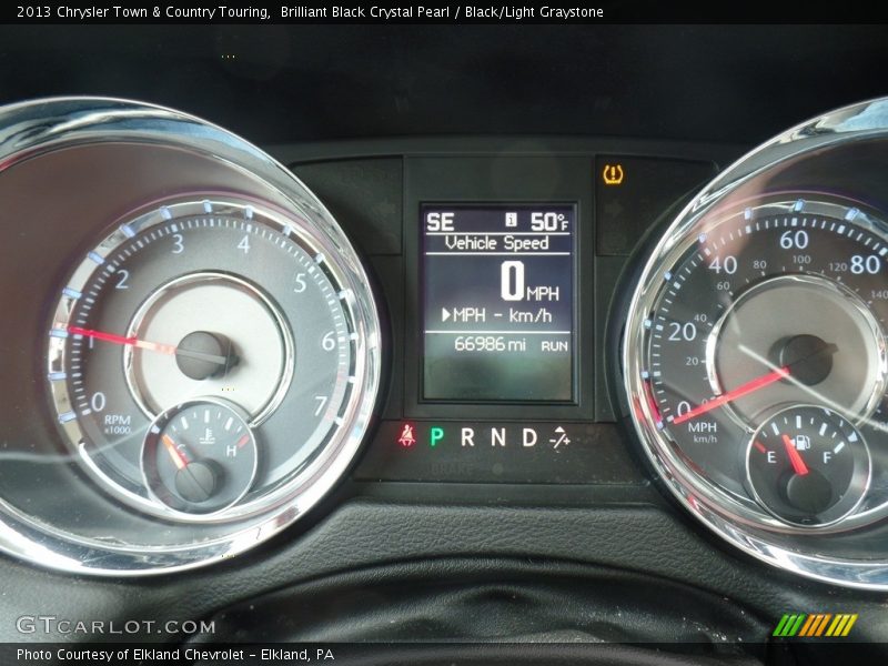 Brilliant Black Crystal Pearl / Black/Light Graystone 2013 Chrysler Town & Country Touring