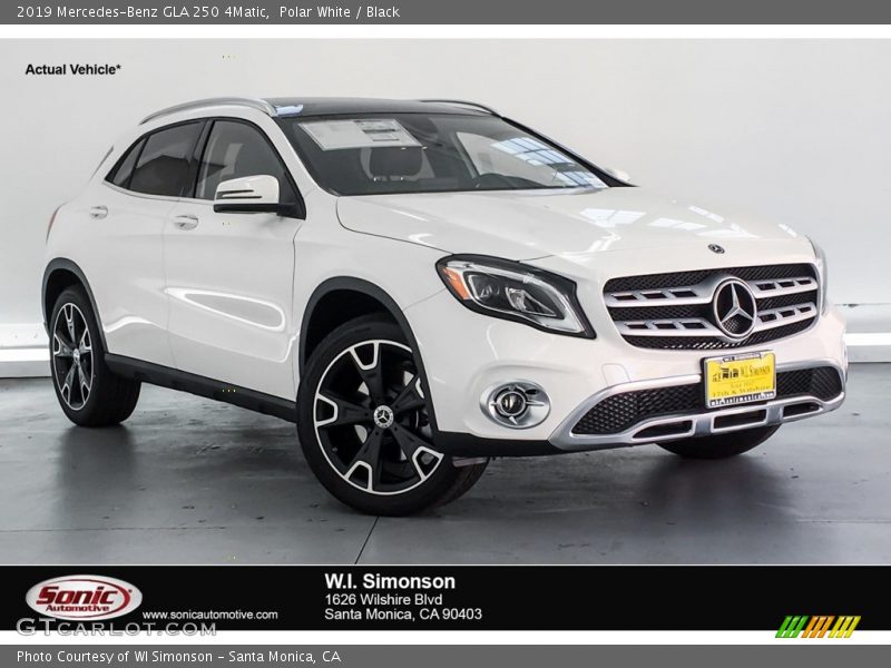 Polar White / Black 2019 Mercedes-Benz GLA 250 4Matic