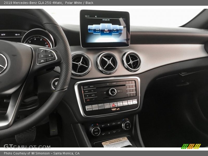 Polar White / Black 2019 Mercedes-Benz GLA 250 4Matic