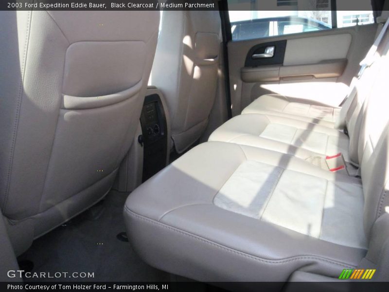 Black Clearcoat / Medium Parchment 2003 Ford Expedition Eddie Bauer