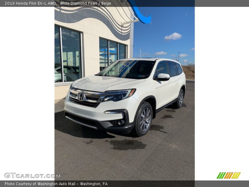 White Diamond Pearl / Beige 2019 Honda Pilot EX-L AWD