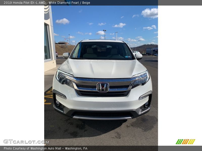 White Diamond Pearl / Beige 2019 Honda Pilot EX-L AWD
