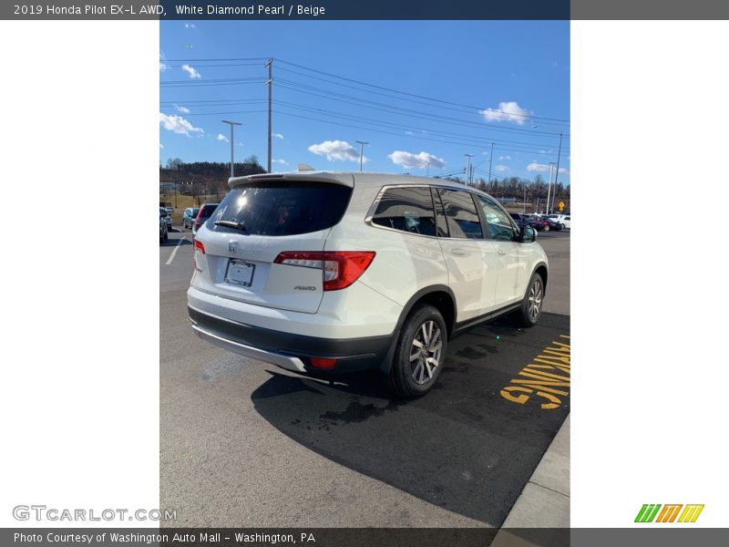 White Diamond Pearl / Beige 2019 Honda Pilot EX-L AWD