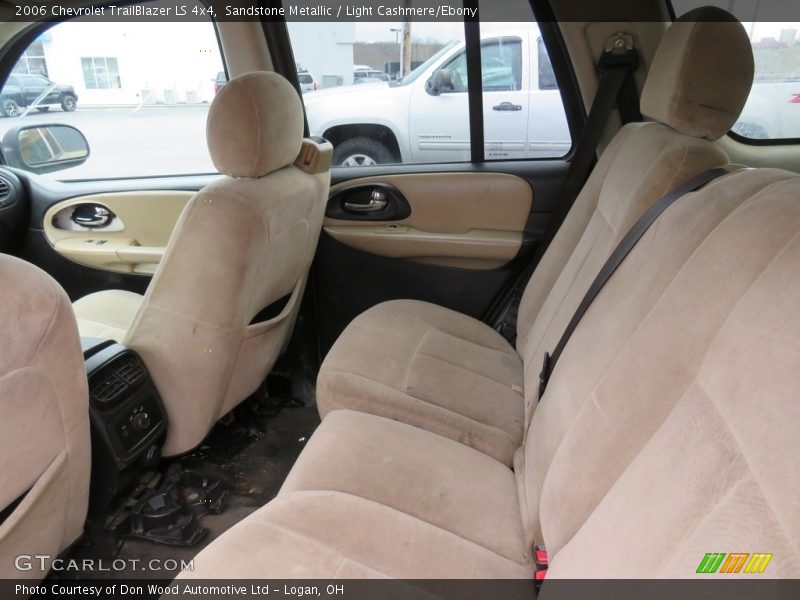 Sandstone Metallic / Light Cashmere/Ebony 2006 Chevrolet TrailBlazer LS 4x4