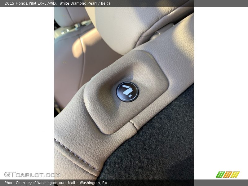 White Diamond Pearl / Beige 2019 Honda Pilot EX-L AWD