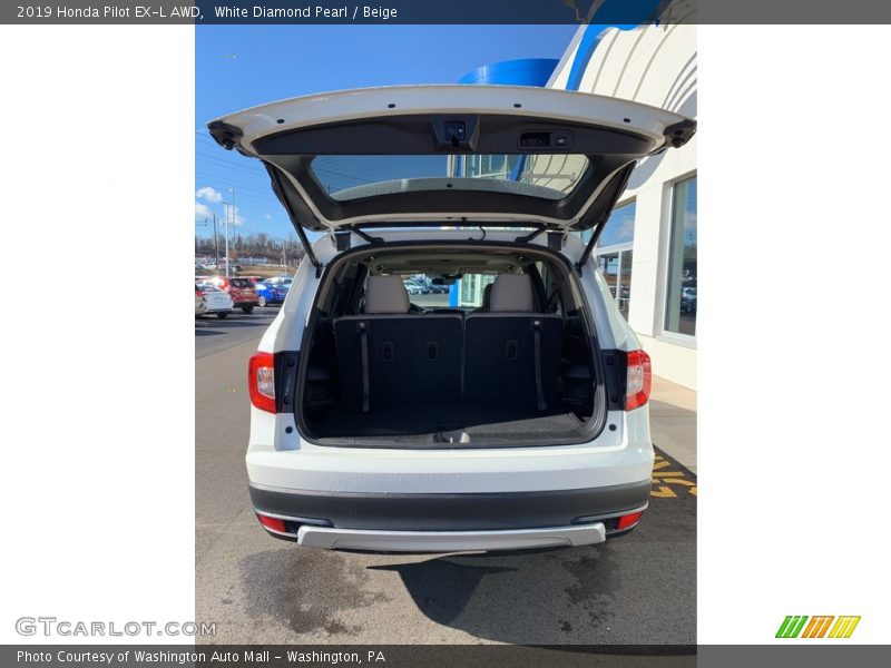 White Diamond Pearl / Beige 2019 Honda Pilot EX-L AWD