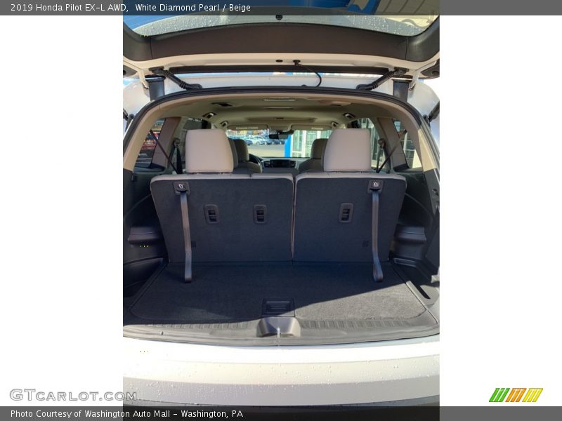 White Diamond Pearl / Beige 2019 Honda Pilot EX-L AWD