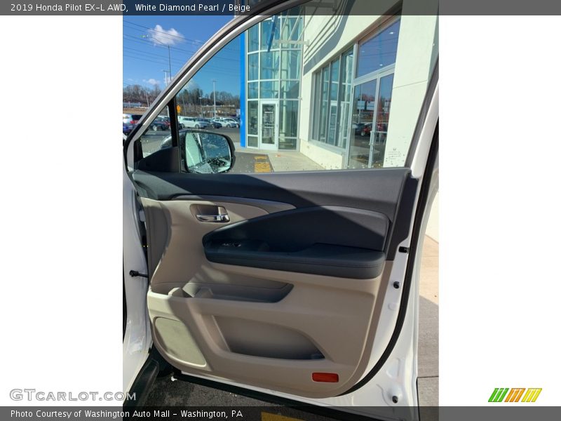White Diamond Pearl / Beige 2019 Honda Pilot EX-L AWD