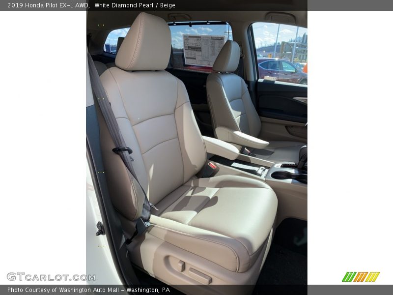 White Diamond Pearl / Beige 2019 Honda Pilot EX-L AWD