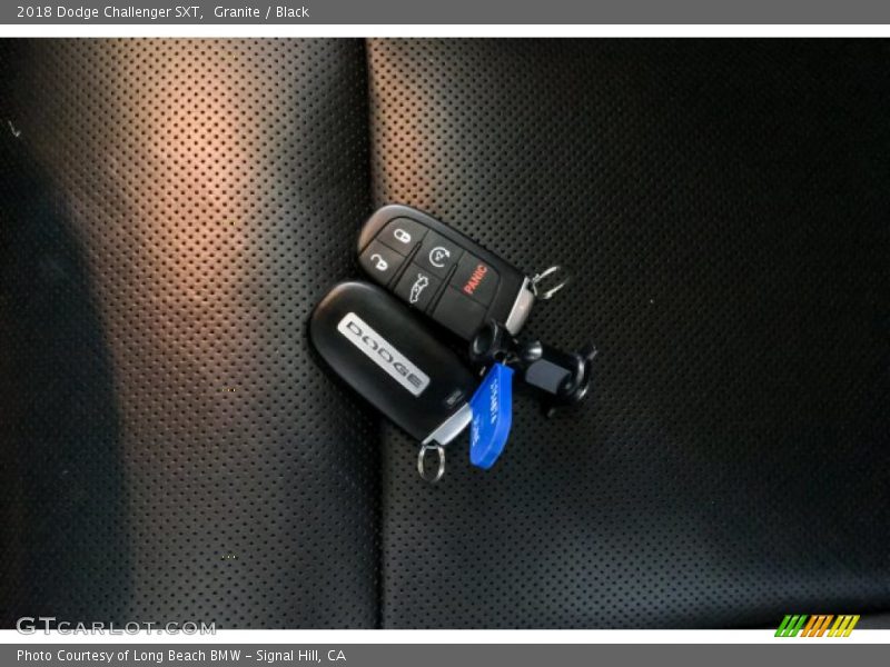 Granite / Black 2018 Dodge Challenger SXT