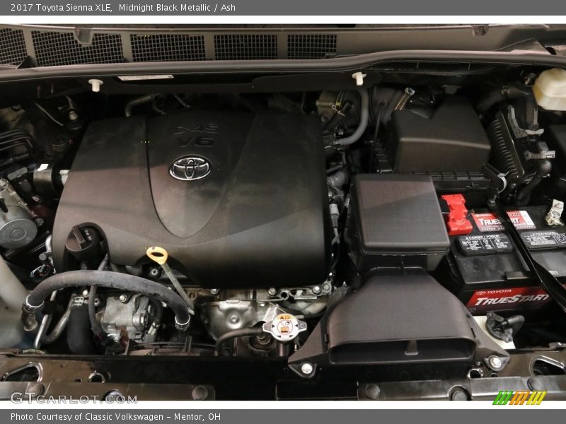 Midnight Black Metallic / Ash 2017 Toyota Sienna XLE