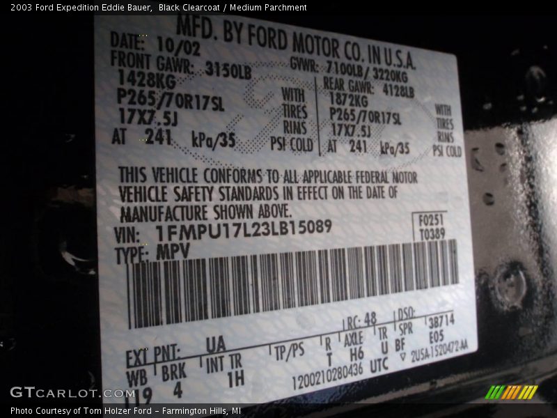 Black Clearcoat / Medium Parchment 2003 Ford Expedition Eddie Bauer