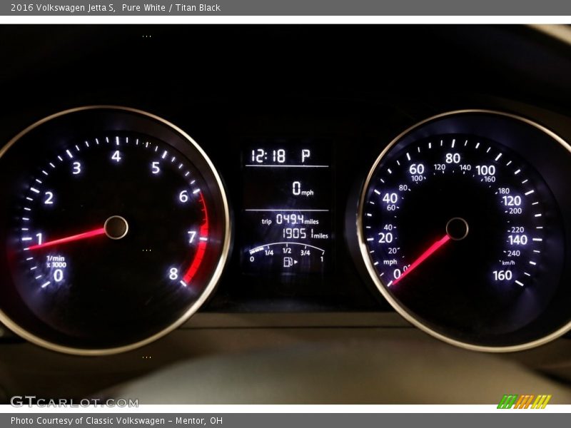 Pure White / Titan Black 2016 Volkswagen Jetta S