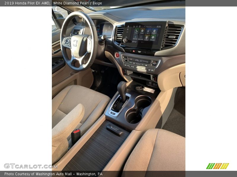 White Diamond Pearl / Beige 2019 Honda Pilot EX AWD