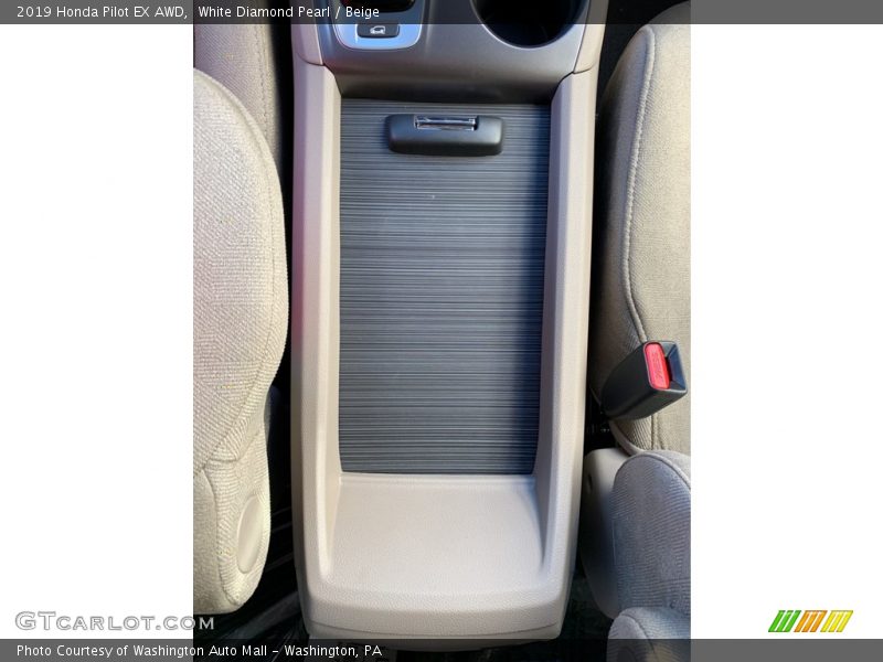 White Diamond Pearl / Beige 2019 Honda Pilot EX AWD