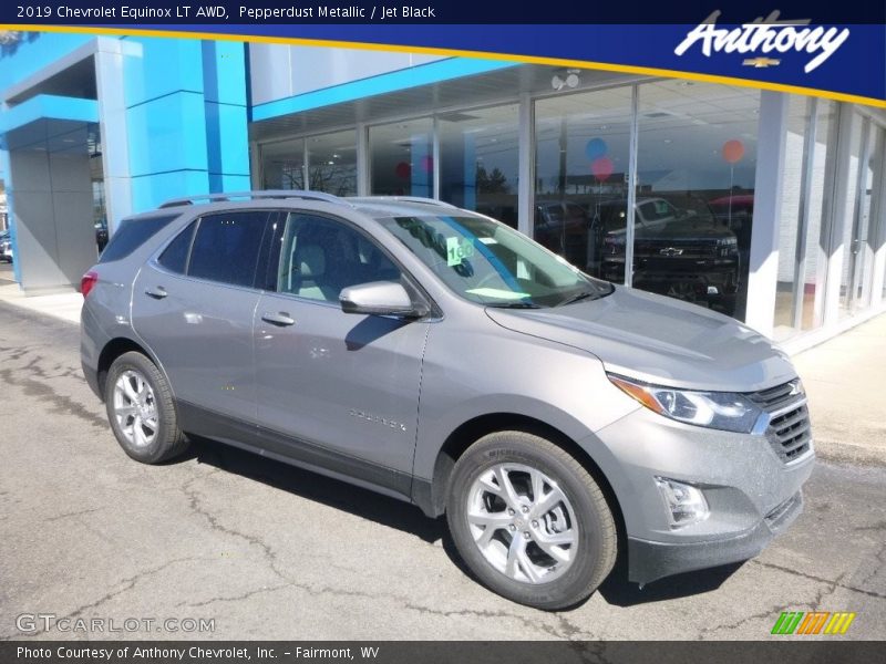 Pepperdust Metallic / Jet Black 2019 Chevrolet Equinox LT AWD