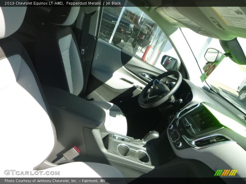 Pepperdust Metallic / Jet Black 2019 Chevrolet Equinox LT AWD