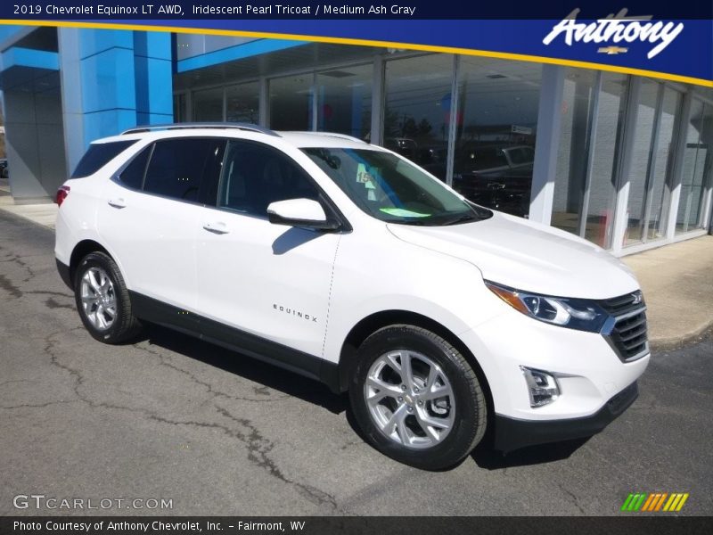 Iridescent Pearl Tricoat / Medium Ash Gray 2019 Chevrolet Equinox LT AWD
