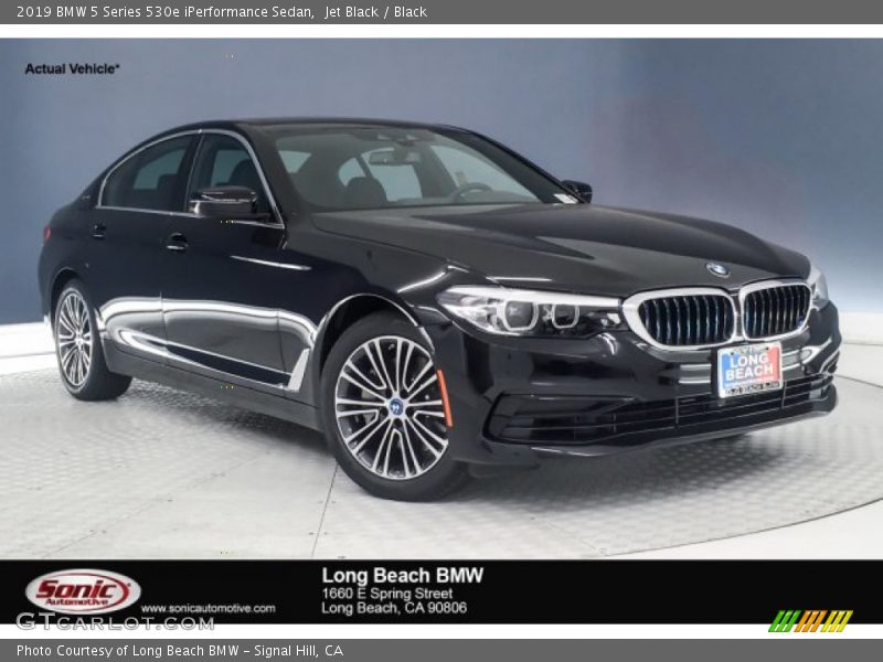 Jet Black / Black 2019 BMW 5 Series 530e iPerformance Sedan