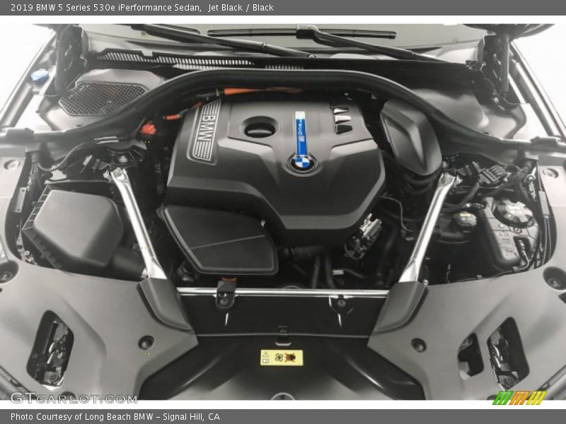 Jet Black / Black 2019 BMW 5 Series 530e iPerformance Sedan
