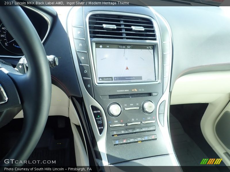 Ingot Silver / Modern Heritage Theme 2017 Lincoln MKX Black Label AWD