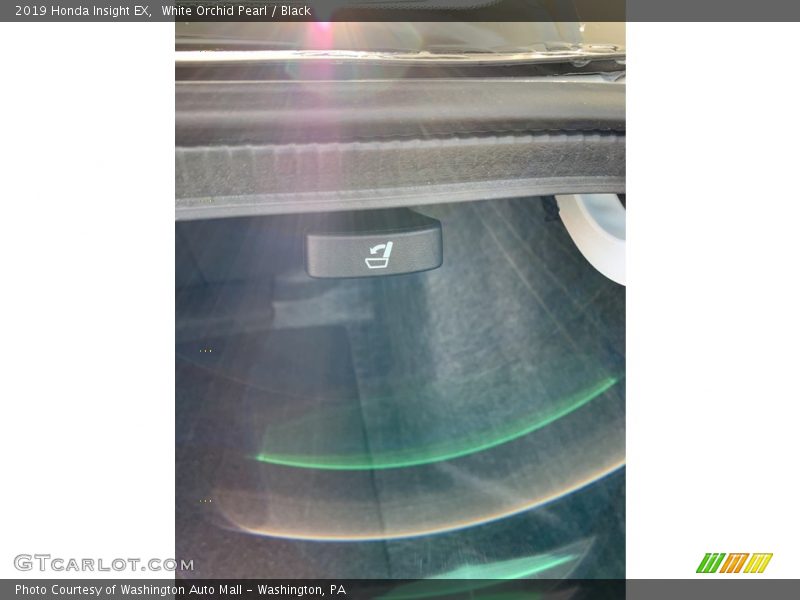 White Orchid Pearl / Black 2019 Honda Insight EX