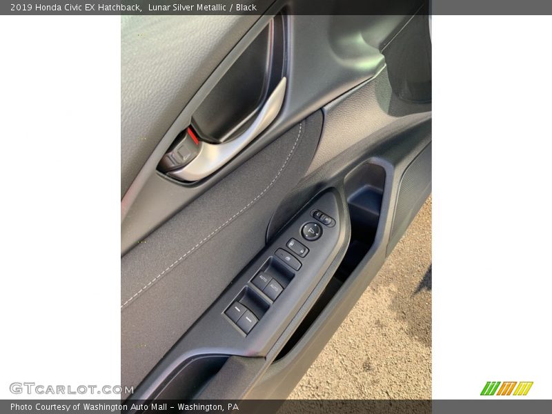 Lunar Silver Metallic / Black 2019 Honda Civic EX Hatchback