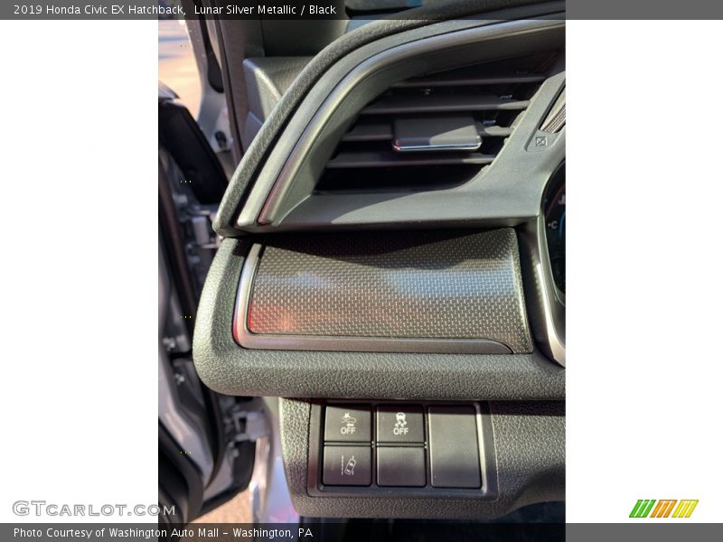 Lunar Silver Metallic / Black 2019 Honda Civic EX Hatchback