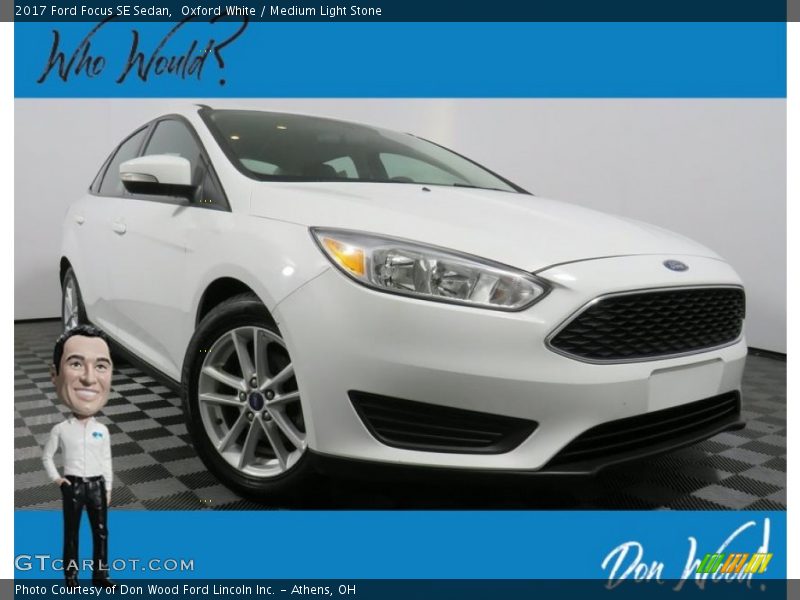 Oxford White / Medium Light Stone 2017 Ford Focus SE Sedan