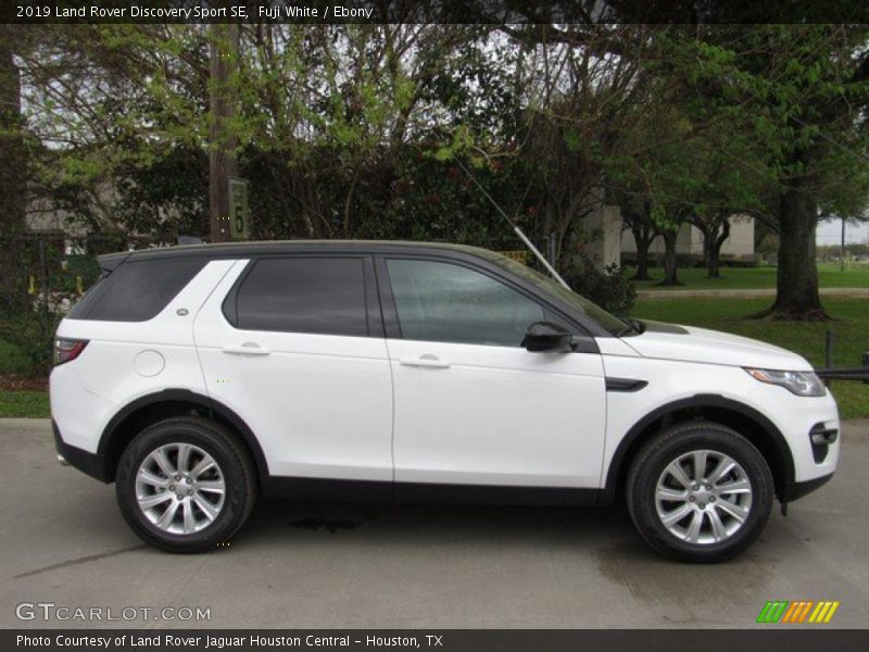 Fuji White / Ebony 2019 Land Rover Discovery Sport SE