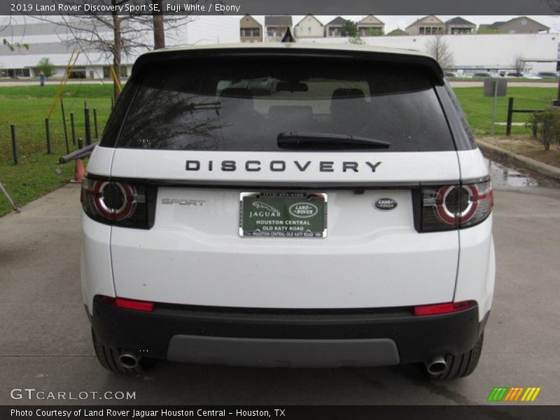Fuji White / Ebony 2019 Land Rover Discovery Sport SE