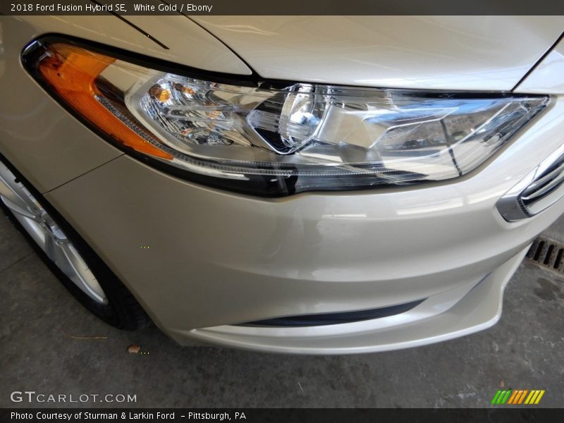 White Gold / Ebony 2018 Ford Fusion Hybrid SE