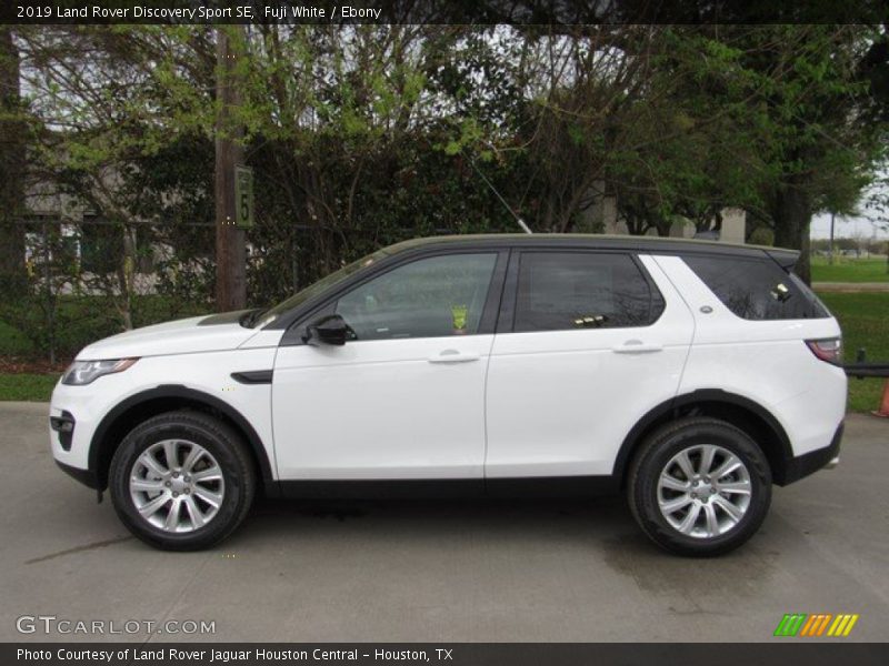 Fuji White / Ebony 2019 Land Rover Discovery Sport SE