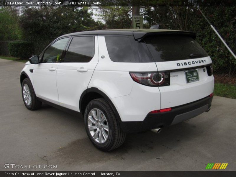 Fuji White / Ebony 2019 Land Rover Discovery Sport SE