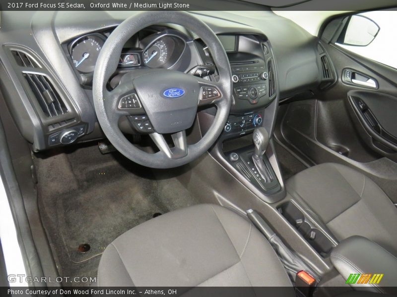 Oxford White / Medium Light Stone 2017 Ford Focus SE Sedan