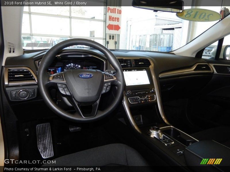 White Gold / Ebony 2018 Ford Fusion Hybrid SE